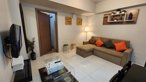 Smart TV - 1BR Suites@Newport NAIA T3 RWW (Pasay)