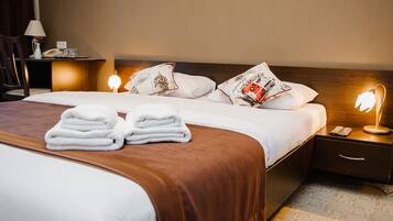 Deluxe Room | Premium bedding, desk, laptop workspace, soundproofing