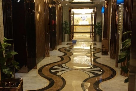 Bar (on property). Jianfu Hotel