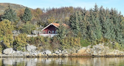 6 Person Holiday Home in Bud-by Traum
