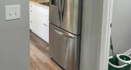 Quaint, Quiet, Convenient 3 Bed