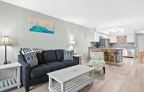 TV - Great Midtown Location with Water Views! (Ocean City)