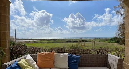 Gold Beach House by LoveSud