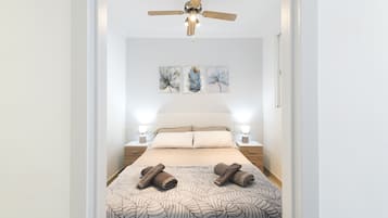 Iron/ironing board, free WiFi, bed sheets