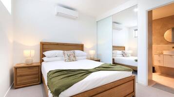 2 chambres, fer et planche Ă repasser, Wi-Fi, draps fournis