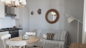 Interior - S. Reparata - Cozy three-room apartment with sea view - IUN Q8453 (Santa Reparata)