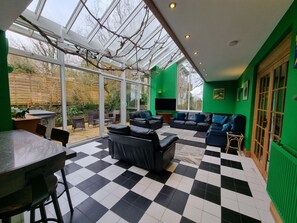 Business center - Cringoed House (Llanarth)