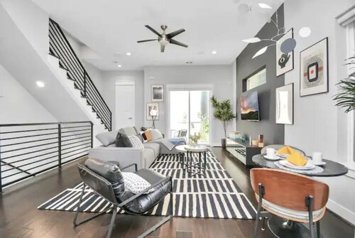 The Mohr Haus | Walk to NRG Stadium | TMC | 3BR3BA