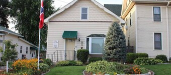 Westby House Lodge-Pinewood Room