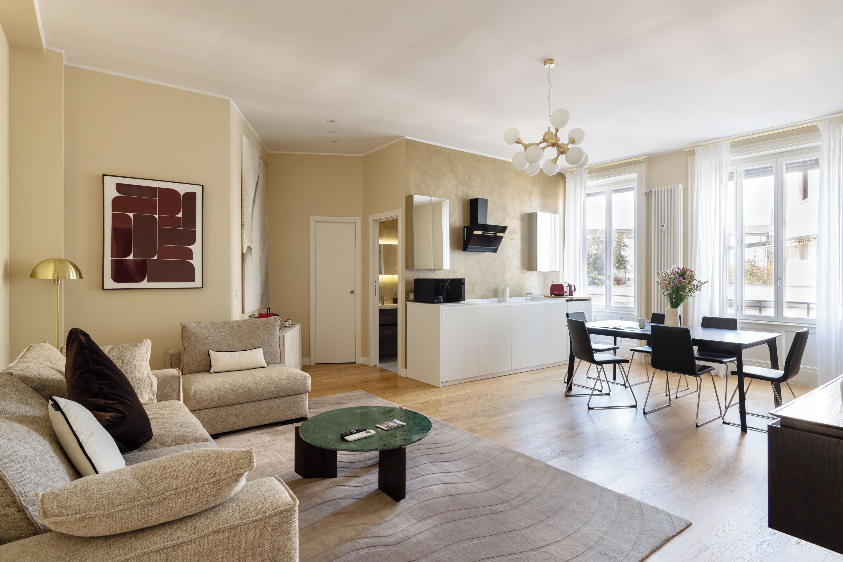 Appartement Exclusif, 2 chambres, 2 salles de bains, vue ville | Coin séjour