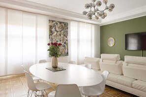 Dining room - Heart Milan Apartments - Duomo District (Milan)