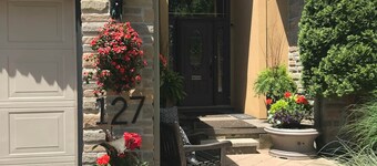 Quiet Cozy Luxury Riverview with Hot Tub