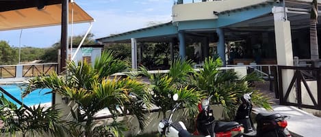 Façana frontal de l'allotjament