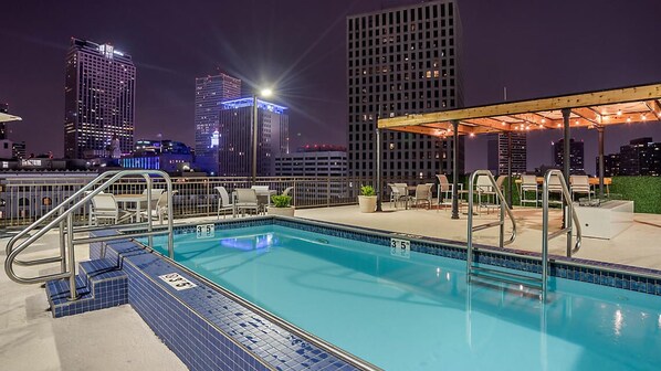 Pool - Innovative Décor in heart of Theater District! (New Orleans)