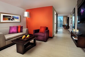 Suite Gold City View | Näkymä huoneesta