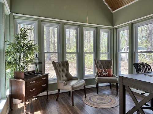 "The Hidden Gem" private setting near Lake Ouachita, Mount Ida, & Hot Springs