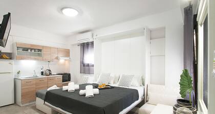 Bohemian Townhouse Ground Floor Skiathos