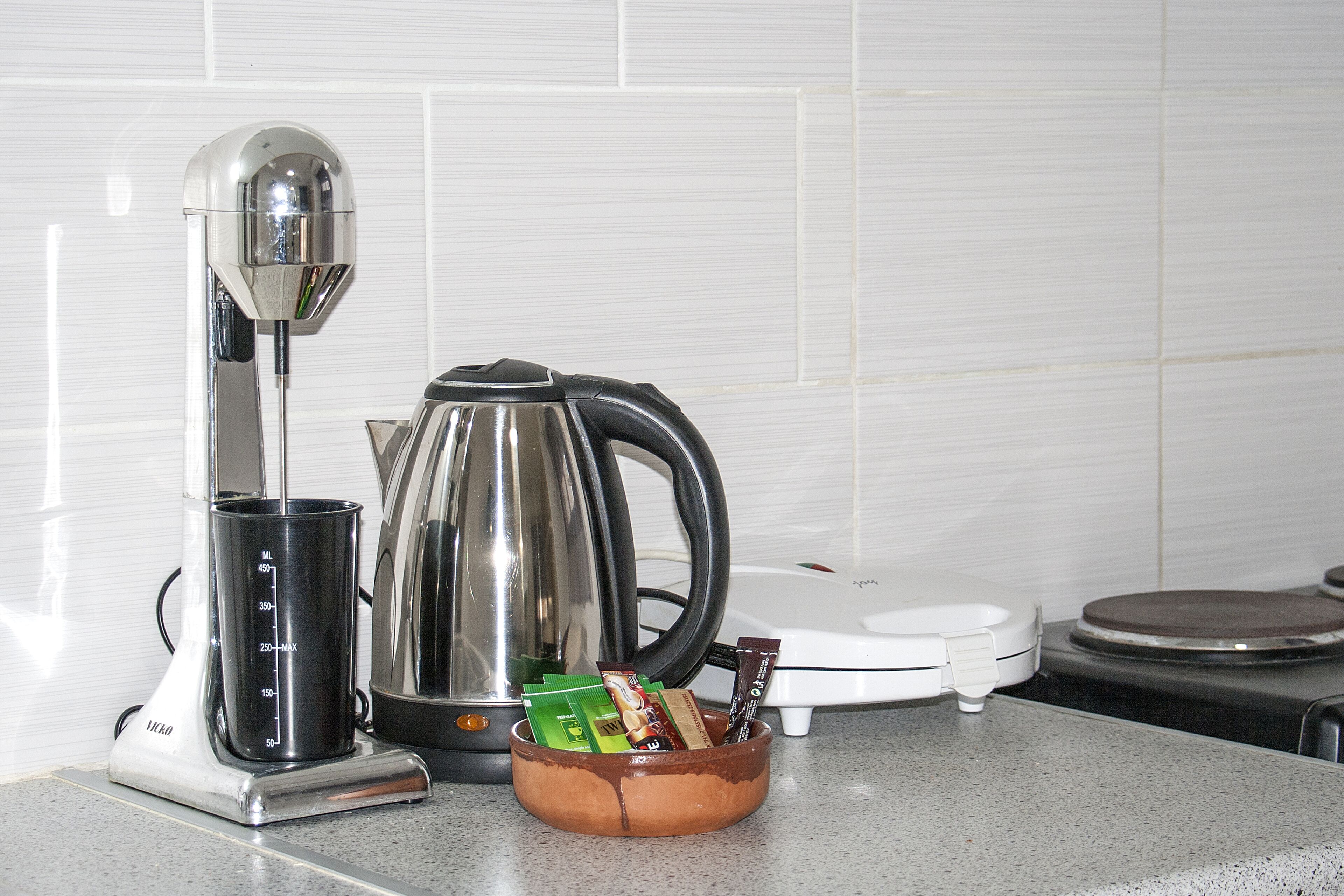 Kaffee und/oder Kaffeemaschine