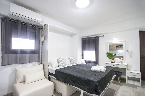 1 bedroom, iron/ironing board, free WiFi, bed sheets