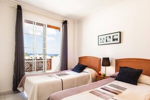 3 bedrooms, WiFi, bed sheets - Villa Geria by Villa Plus (Puerto del Carmen)