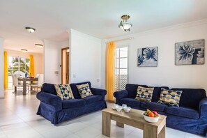 Smart TV - Villa Geria by Villa Plus (Puerto del Carmen)