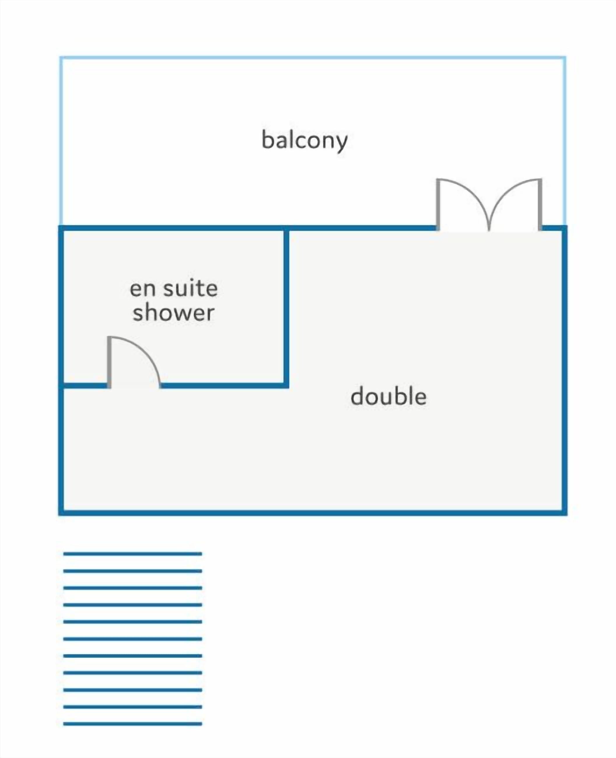 Un hôtel proposant des chambres avec balcon, salle de bain privative et lits doubles.