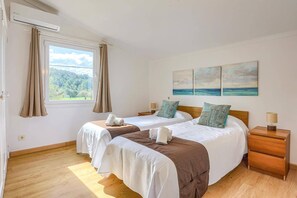 3 bedrooms, WiFi, bed sheets