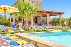Pool - Villa Can Xanet de Baix by Villa Plus (Mallorca)