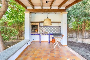 Outdoor dining - Villa Carmen II by Villa Plus (Mallorca)