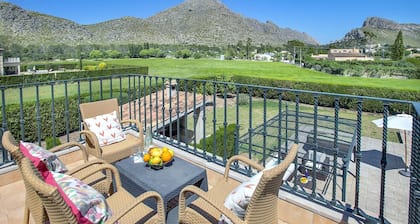 Villa Hort de Siller by Villa Plus