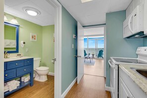 Fridge, microwave, oven, stovetop - Ocean Breeze by StayMareni - King Suite (Myrtle Beach)