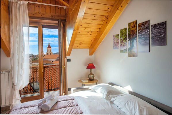 2 habitaciones, escritorio y insonorización 