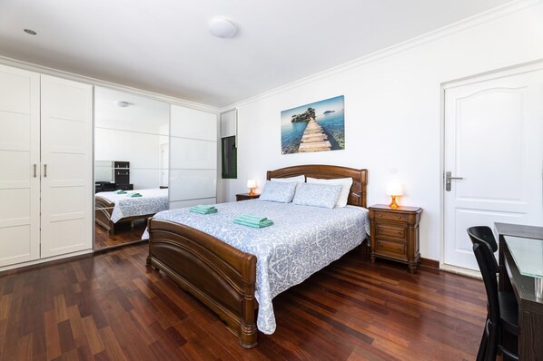 5 habitaciones, wifi y ropa de cama 