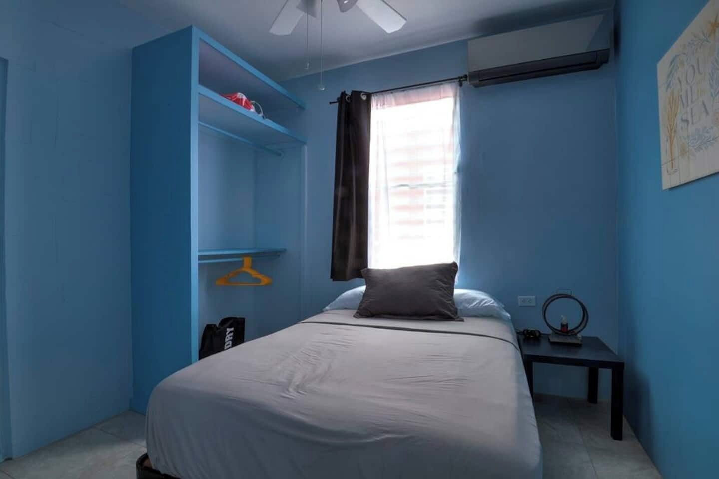 2 多间卧室、办公桌、熨斗/熨衣板、免费 WiFi