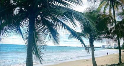 This cottage is a 2 bedroom(s), 2 bathrooms, located in San Juan, PR.