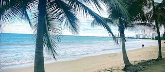 This cottage is a 2 bedroom(s), 2 bathrooms, located in San Juan, PR.