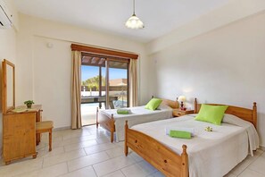 4 bedrooms, iron/ironing board, free WiFi, bed sheets
