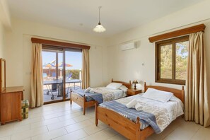 4 camere, ferro/asse da stiro, Wi-Fi gratuito, lenzuola