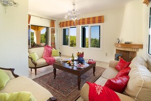 Smart TV - Villa Emelisse by Villa Plus (Fiskardo)