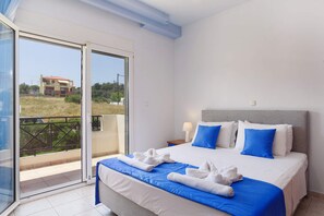 5 bedrooms, WiFi, bed sheets - Villa Helios Rodos by Villa Plus (Sgourou)