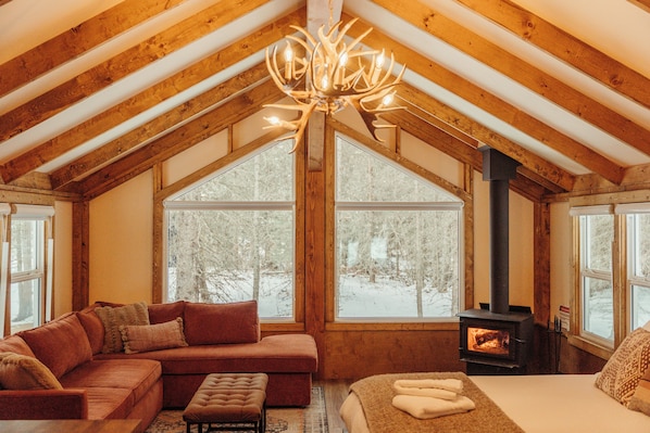 Room - Sundance By Basecamp (Kananaskis)