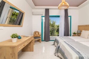 4 bedrooms, WiFi, bed sheets