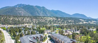 Red Spruce | Hot Tub | Pool | King Bed
