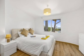 4 chambres, Wi-Fi, draps fournis