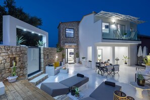 Terrace/patio - Villa Dion Retreat by Villa Plus (Ionian Islands)