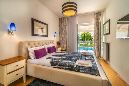 Villa Bella by Villa Plus