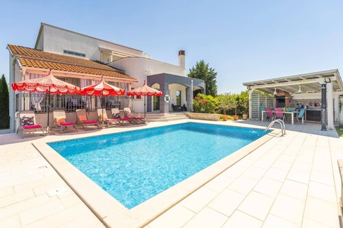 Villa Bella by Villa Plus