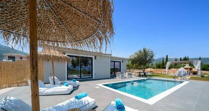 Villa Drogarati Cottage by Villa Plus