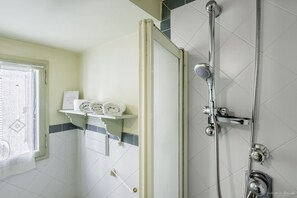 Bathroom - Wine Apartments Florence Lambrusco (Florence)