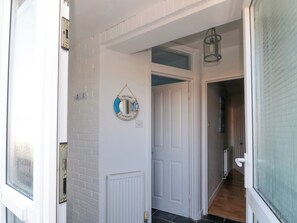 Cottage | Interior - Barnacles (Alnwick)